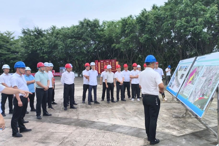 東源縣項(xiàng)目部承辦東源“百千萬工程”現(xiàn)場(chǎng)觀摩會(huì).jpg